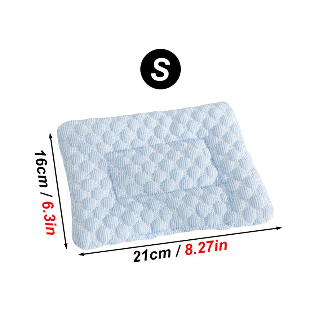 1 PC Summer Cooling Pet Mat Soft Breathable Self-Cooling Blanket Mat for Small Animal Hamster Guinea Pigs Chinchillas Rat Rabbit