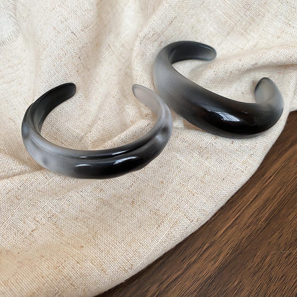 Irregular Chunky Bracelets Bohemian Retro Hand Ring Unique Acrylic Bangles  Women