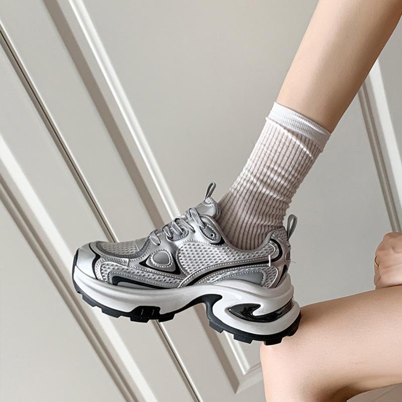 Popular Versatile Platform Dad Shoes Women's Small Height Increase 2025 Super Hot New Autumn Silver Sports and Leisure Shoes
