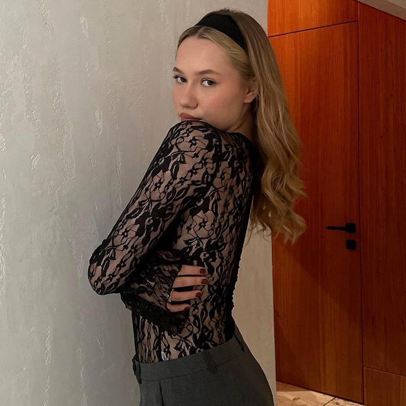 Fashion See Through Lace Round Neck Sexy T-shirt Women Cross Wrapped Chest Flare Sleeve T Shirts Woman Elegant Street Slim Fit Lady Tee Tops 26137