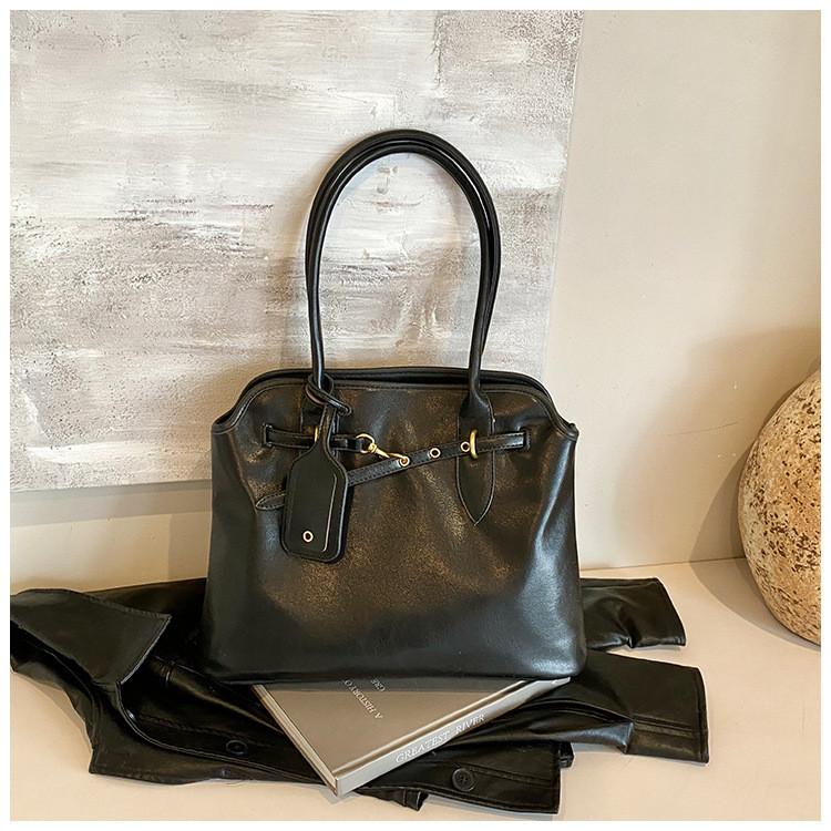 Ielgy High-End Feeling Large-Capacity Underarm Tote Bag Fashion Retro Lock Simple One-Shoulder Large Bag T