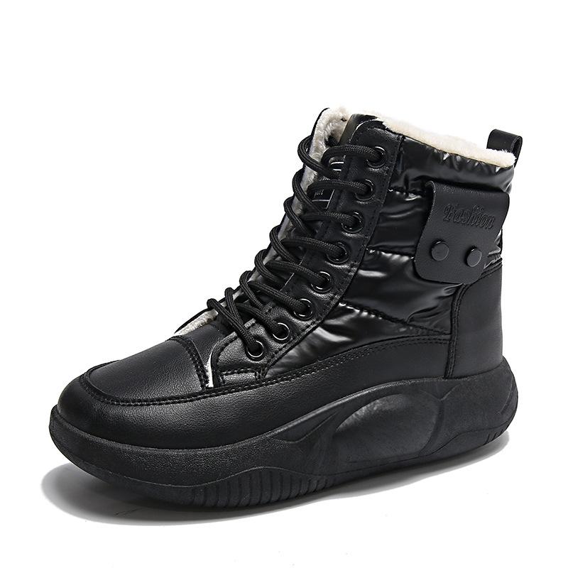 2025 winter new ins Korean version velvet high-top little white shoes female students high-top thick-soled casual warm 6022