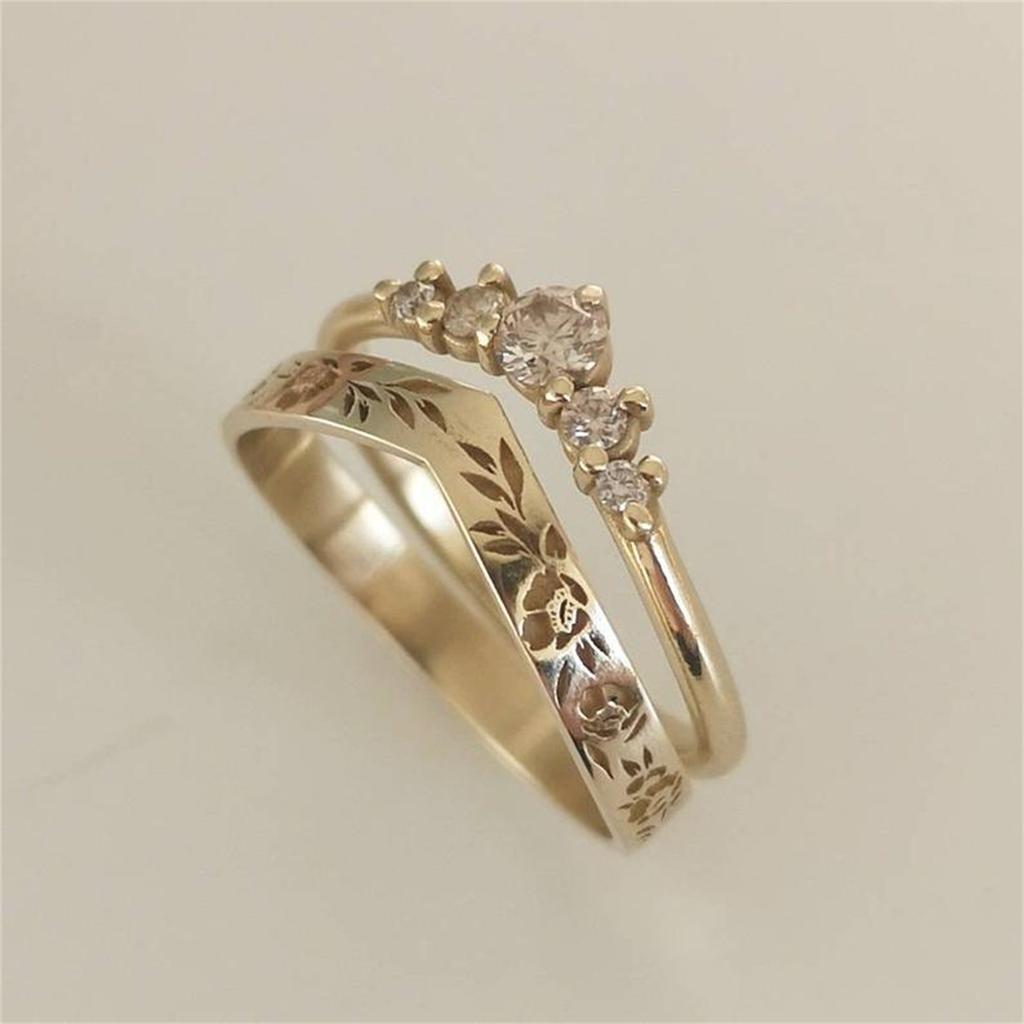 Vielseitiges Damen-Ringset mit Diamanten und floralem Design in V-Form