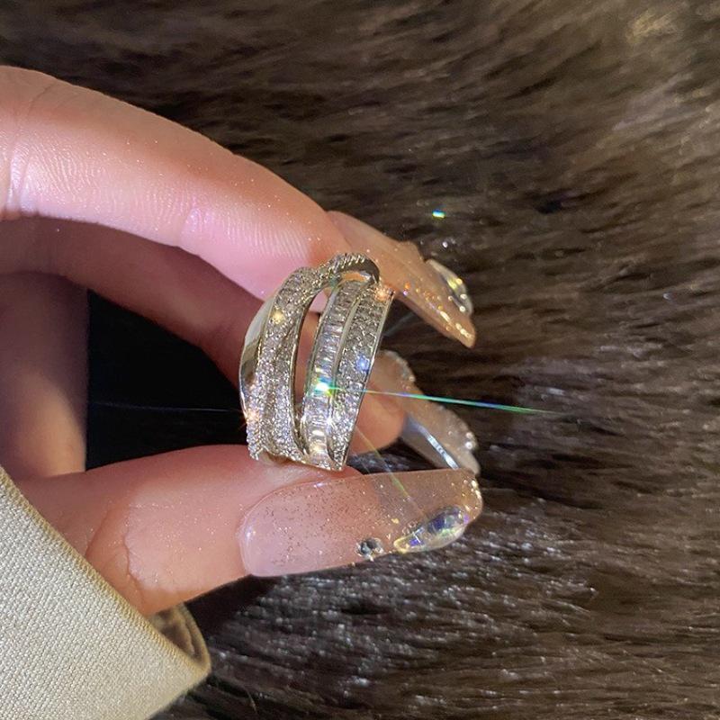 S925 Silver Plated Open Crossover Ring for Women, Wide Band, Trendy Light Luxury Style with Simple Lines for Index Finger.