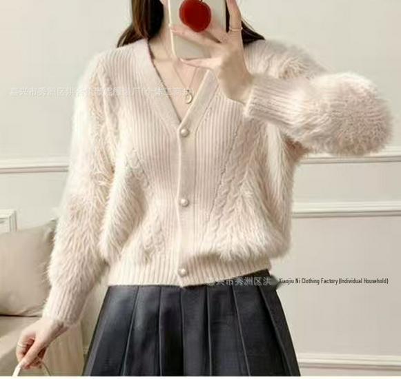 European Faux Mink V-Neck Soft Knit Cardigan Sweater - Plush Loose-Fit for Autumn/Winter