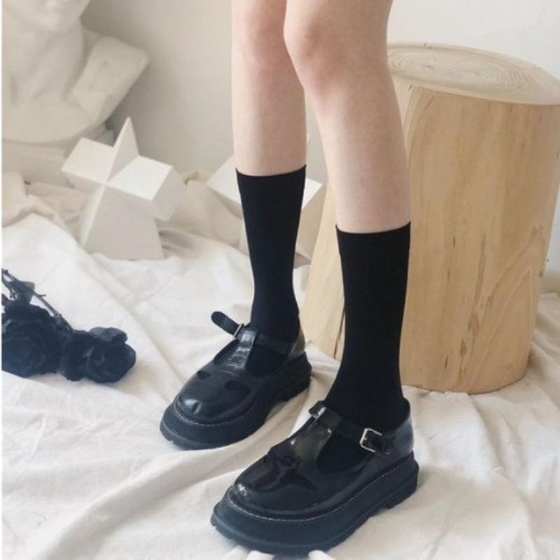 Women Black White Knee High Long Socks Stockings JK Japan Style School Girls Thigh High Stockings Lolita Kawaii Cute Soft Socks