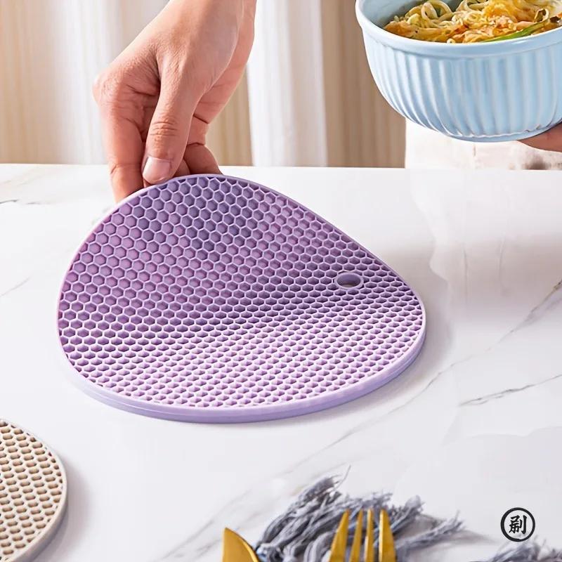 Silicone Anti Scalding Mat Pot Holder Household Kitchen Countertop Protection Heat-resistant Anti Slip Circular Silicone Mat