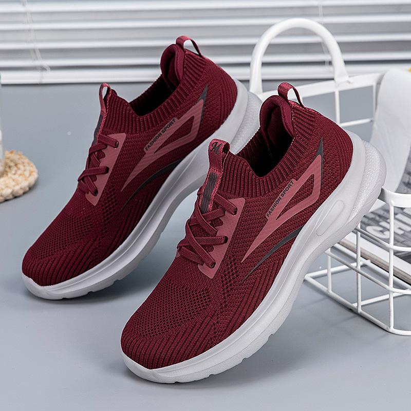 Fashion Autumn New Knitted Shoes Mom Shoes Connected Mail Order Sports Casual Shoes Ladies Casual Comfortable Single Shoes Men