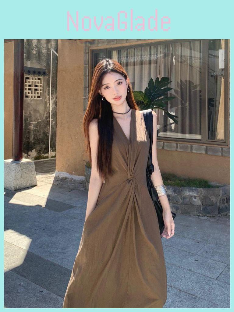 Private Style Womens Summer Aline Sleeveless Dress With V Neck And Twist Front For Casual Wear