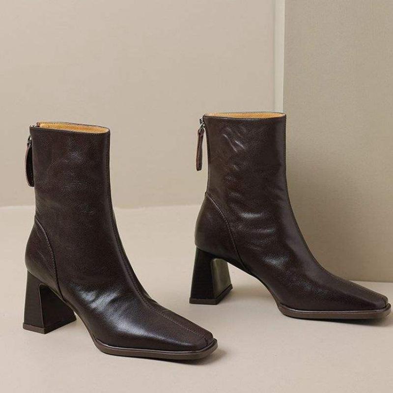 

Retro fashion square head thick heel short boots women s 2025 autumn and winter new soft leather high heel versatile thin Martin boots 40