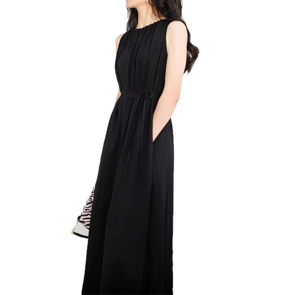 Elegant 2026 French Summer Pleated Tank Dress for Women - Casual, High-End Long Vacation Wear