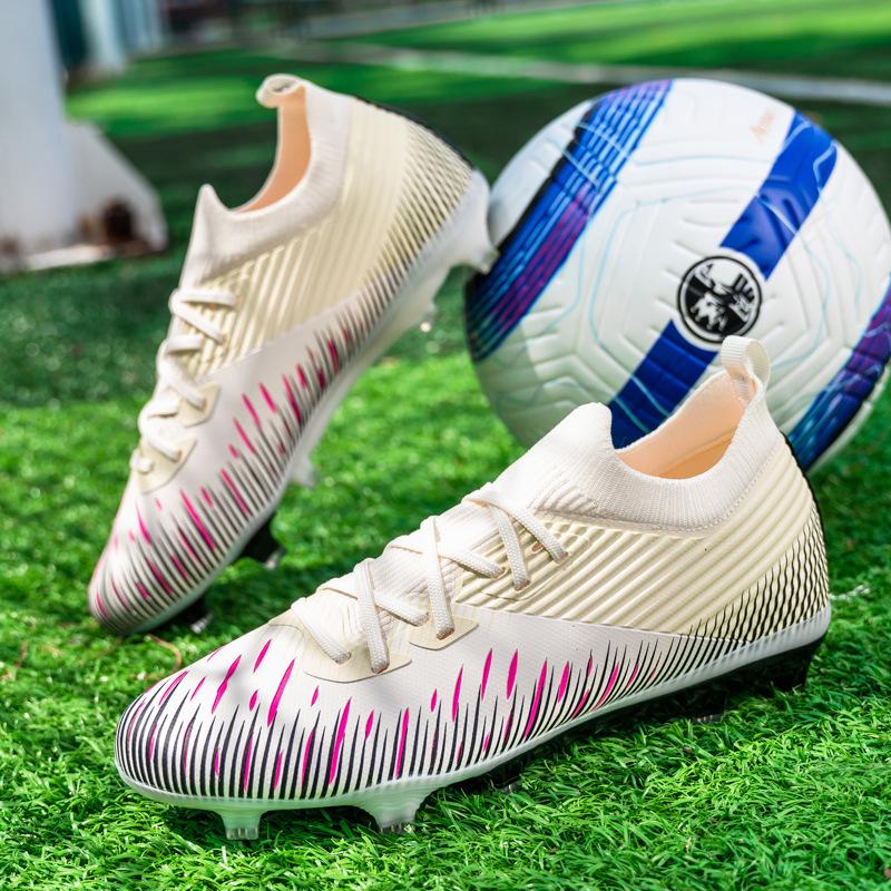 New large-size football shoes, low-top men's spikes, adult student competition training shoes