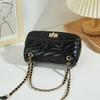 New women's bags, high-end trendy small square bags, fashion chain, shoulder bags, casual and simple messenger women's bags.