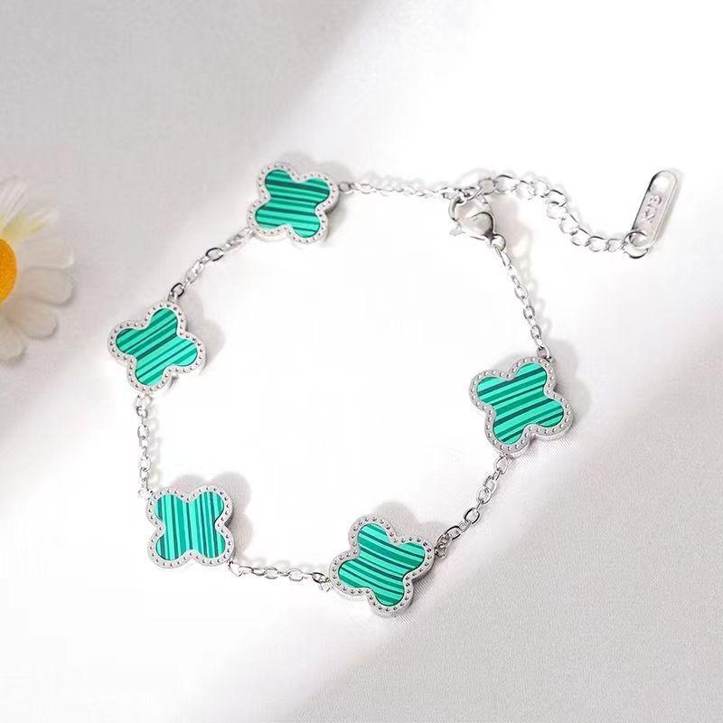 

Браслет из титановой стали с четырьмя листьями травы 20CM зелёный