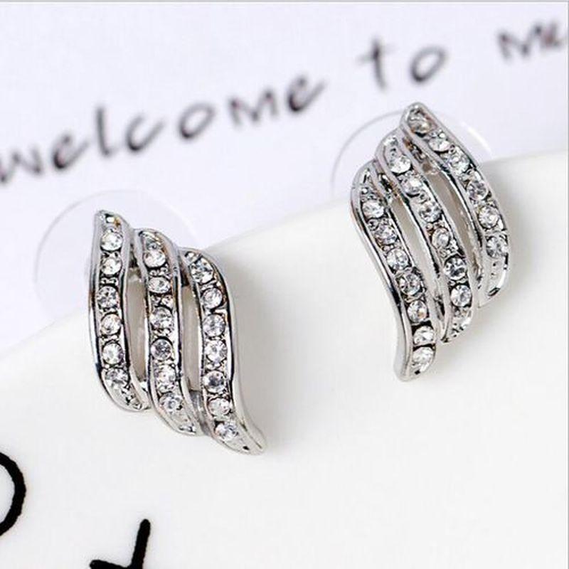 

Новая корейская мода Простые серьги Темпераментные Дикие Серьги Сетевого Красного Женские Ins Личность Трендовые Аксессуары Серьги Silver