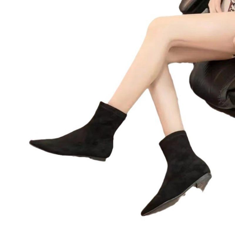 Autumn and winter new simple matte suede flat socks boots low heel thin boots temperament pointed short boots