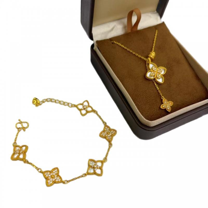 24K Gold Plated Clover Jewelry Set Women Shell Inlay New Style