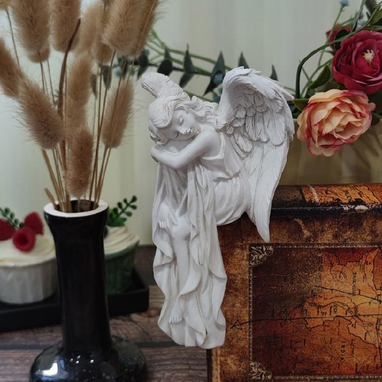 Creative Resin Angelic Figurine European Hanging Door Frames Enhances Space Decoration for Homeowner and Designers