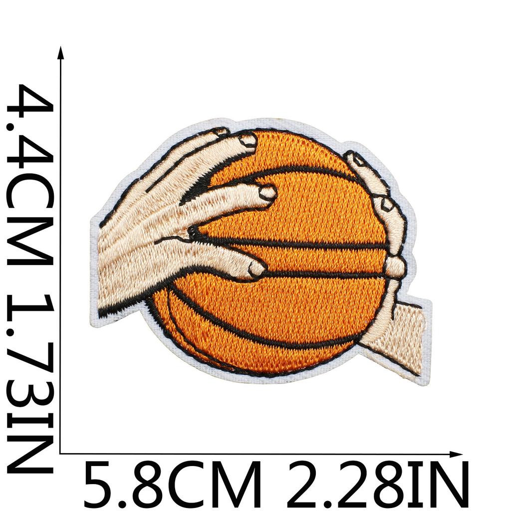 Cartoon Basketball Stickerei Stoff Aufkleber Kinderkleidung Dekorative Flicken Aufkleber Sportball Computer Stickerei Etikett Basketball Stempel Junge
