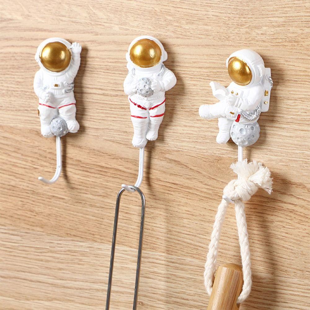 Astronaut Shaped Key Holder Multi-Purpose Hanging Storage Rack Wall Hook Hooks Door Behind Hanger