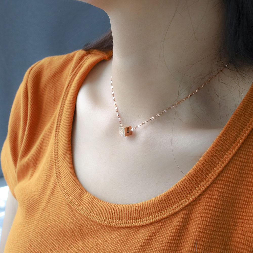 Accessories 26 Square Letter Titanium Steel Necklace Women'S Niche Vacuum Plated 18K Rose Gold