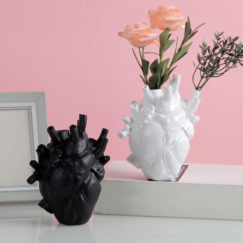 Creative Halloween Heart Vase Black White Art Ceramic Ornament Home Desktop Decor