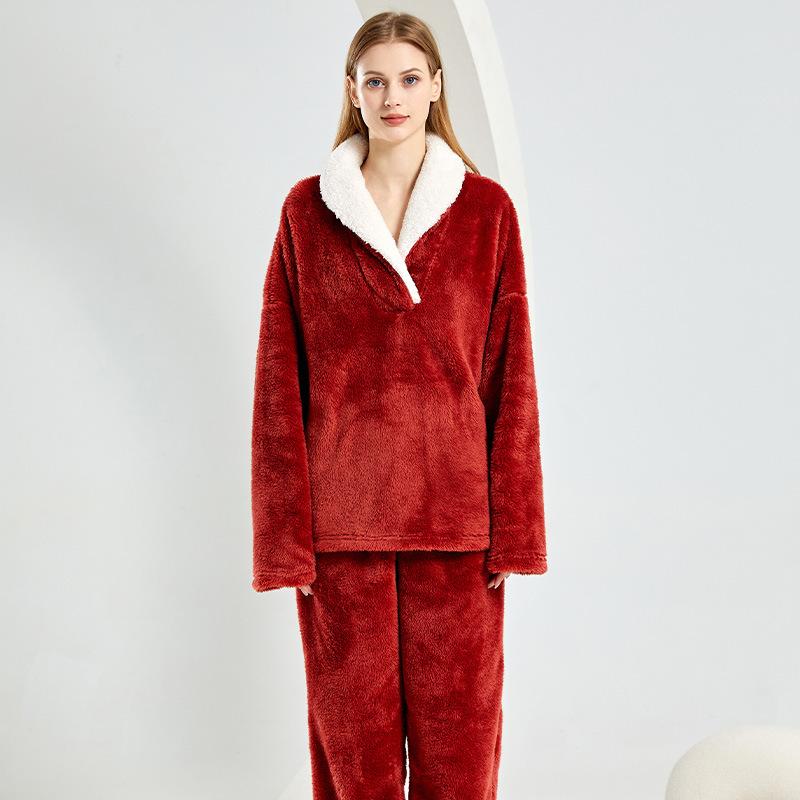 Women's Plus Size Coral Fleece Winter Extra Thick and Fleece Warm Pajama Set