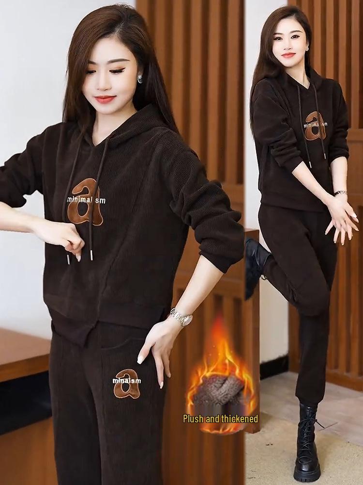 Women's Fleece-Lined Hooded Sweatshirt & Sweatpants Set - Stylish, Slimming, Perfect for Autumn/Winter 2024