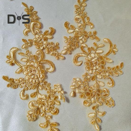 2 Pcs Embroidery Lace Applique Sewing Flower Fabric Collar Patch Motif Wedding Gown Dress Bridal DIY Crafts for Daily Wear Tailor Shops