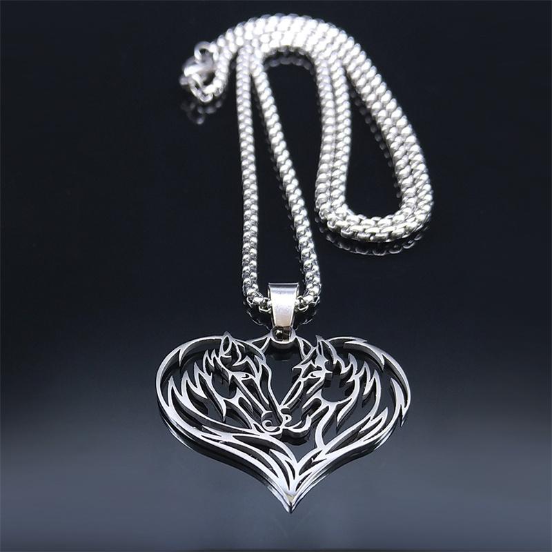 Aesthetic Love Heart Couple Horse Pendant Necklaces Stainless Steel Women/Men Horseback Rider Jewelry Valentine's Day NZZZ3324