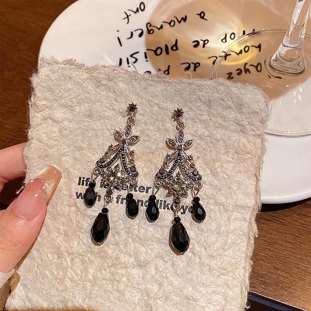 French Retro Court Style Fashion Imitation Dark Crystal Tassel Earrings For Women