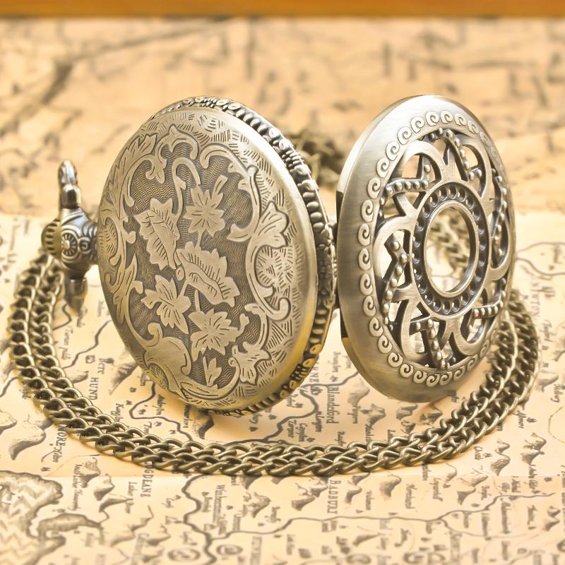 Retro Bronze Steampunk Openwork Flower Flip Quartz Necklace Commemorative Pocket Watch