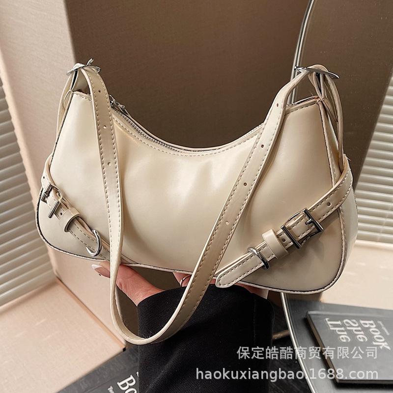 Silver Bag Women's 2025 New Popular Fashion Popular Underarm Bag Premium Texture Shoulder Messenger Bag