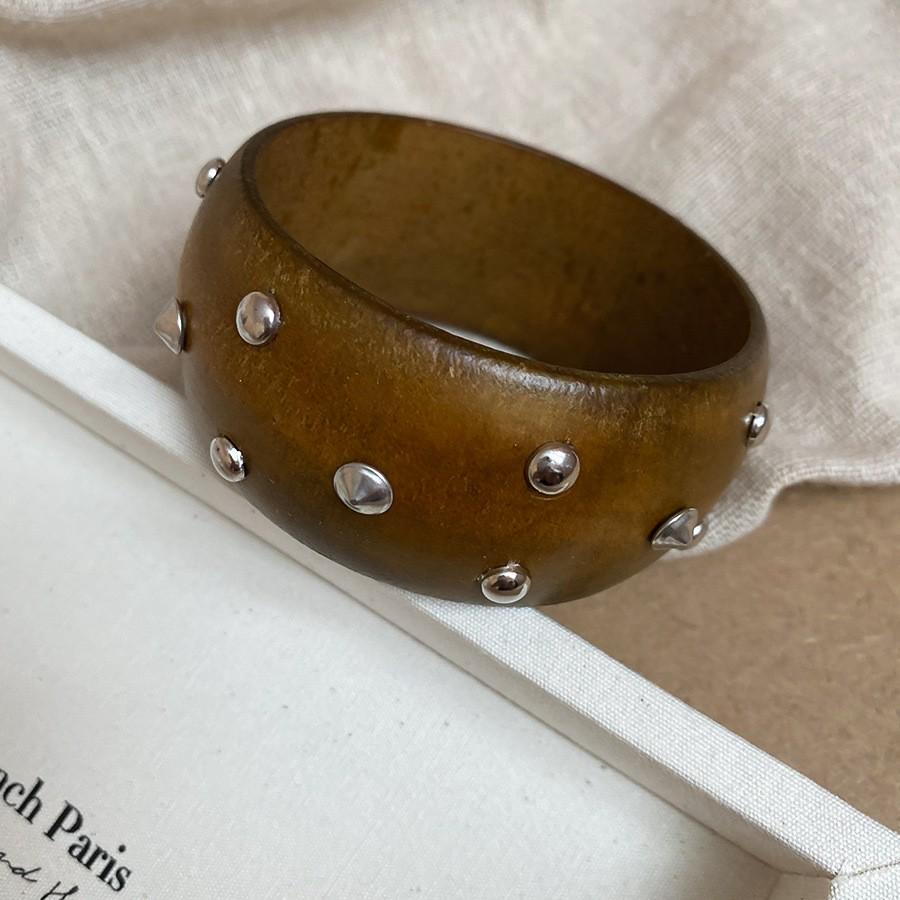 Irregular Round Shell Retro Court Style Bracelet - Light Luxury & High-End Women's Jewelry