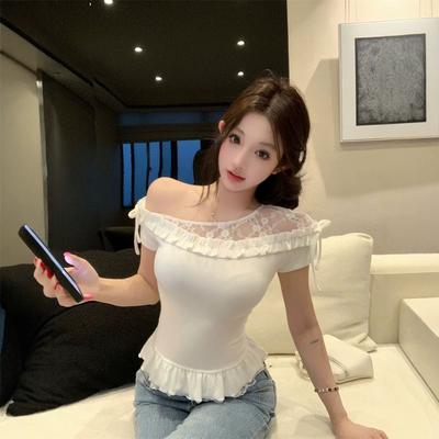 Sexy Pure Lace Splicing Off-shoulder Short-sleeved T-shirt Women's Summer Fashion Temperament Slim-fitting Versatile Top Ins Tide