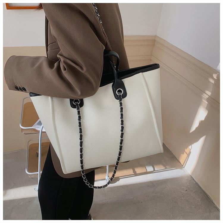 Women's Bags European and American Fashion Handbags Large Capacity Bucket Bags Simple Chain Messenger Tote Bags