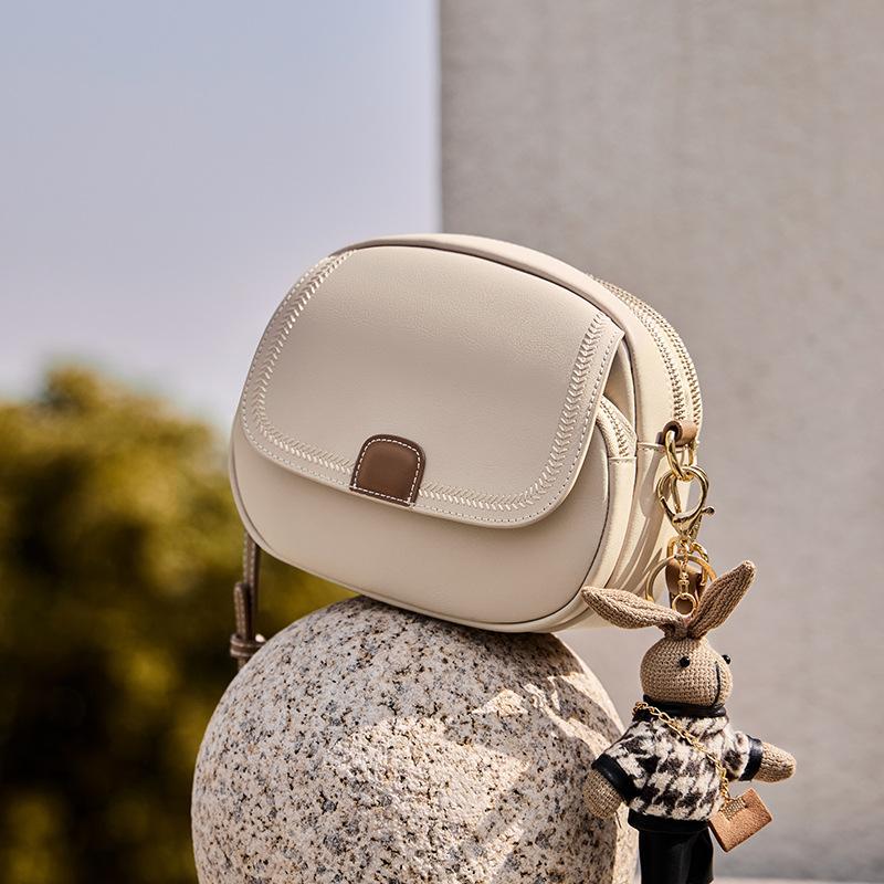 Mrs. Qiao Bag 2025 New Crossbody Bag Women's Bag Spring and Autumn High-end Feel Single Shoulder Small Bag Ladies Genuine Leather Small Round Bag