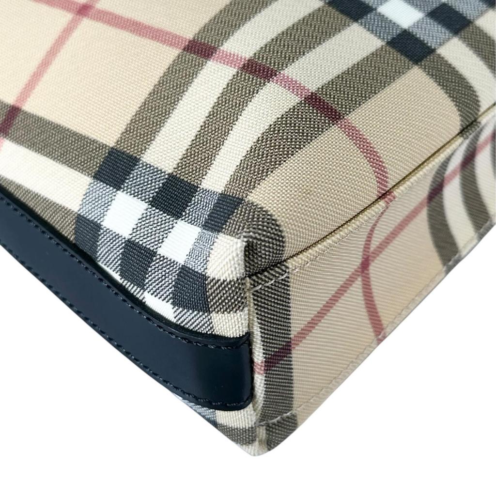 BURBERRY Shoulder Bag black Women Nova Check used