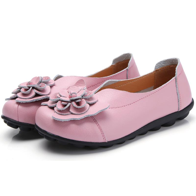 Women's Leather Flower Decorated Slip-on Flat Shoes Comfortable Casual Walking Shoes