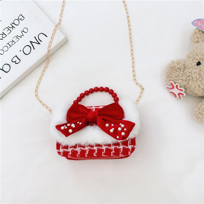 Stylish Girls Pearl Handbag With Chic Chain Strap And Adorable Bow Pattern For Toddlers