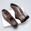 High Quality Classic Men Brogue Shoes Lace-Up Men Business Dress Shoes Comfort Pointed Oxford Shoes Man Genuine Leather Sneakers