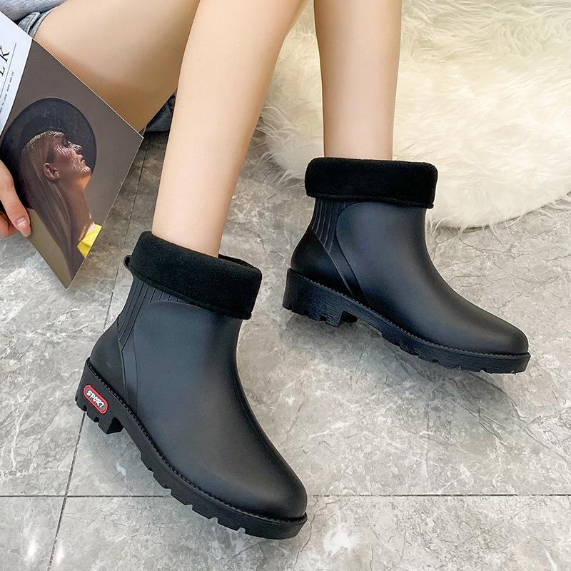 2024 New Rain Boots Women's Overshoes Summer Fashion Outerwear Short Tube Rubber Shoes Waterproof Shoes Non-Slip Rain Boots