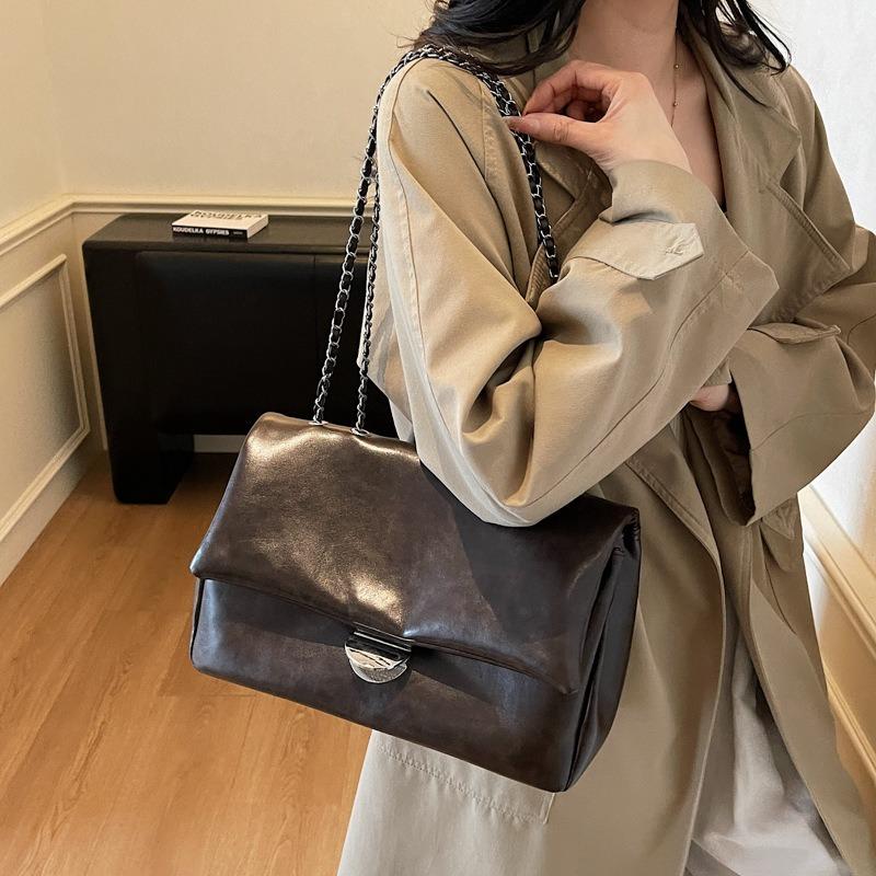 Large-capacity bag women's autumn and winter versatile new leisure chain shoulder messenger bag texture commuter tote bag