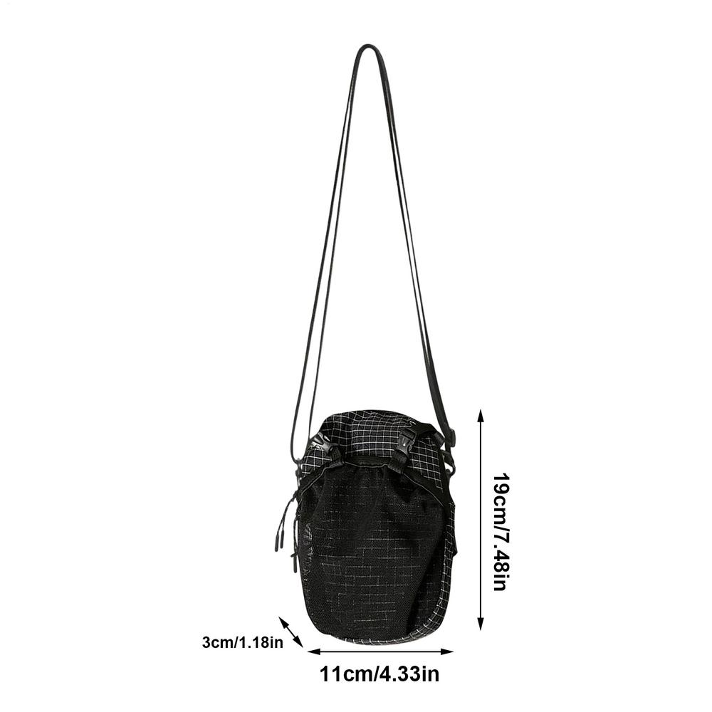 

Water Bottle Carrier Bag Small Drawstring Pouch Stylish Drawstring Water Bottle Sling Bag For Adult Youth Women Men School чорний