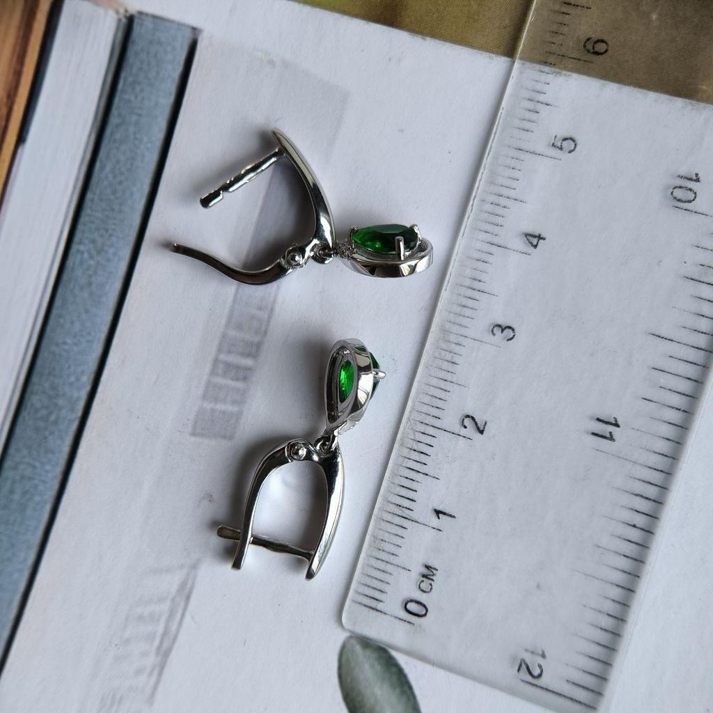 Серебряные серьги с изумрудом nano 1.202ct (2192220)