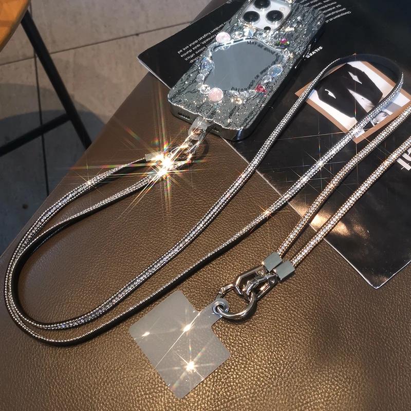 Corda per Appendere il Telefono Cellulare Lunga Laccetto a Tracolla con Strass Catena Completamente Strass Clip Universale con Clip Laccetto Antismarrimento