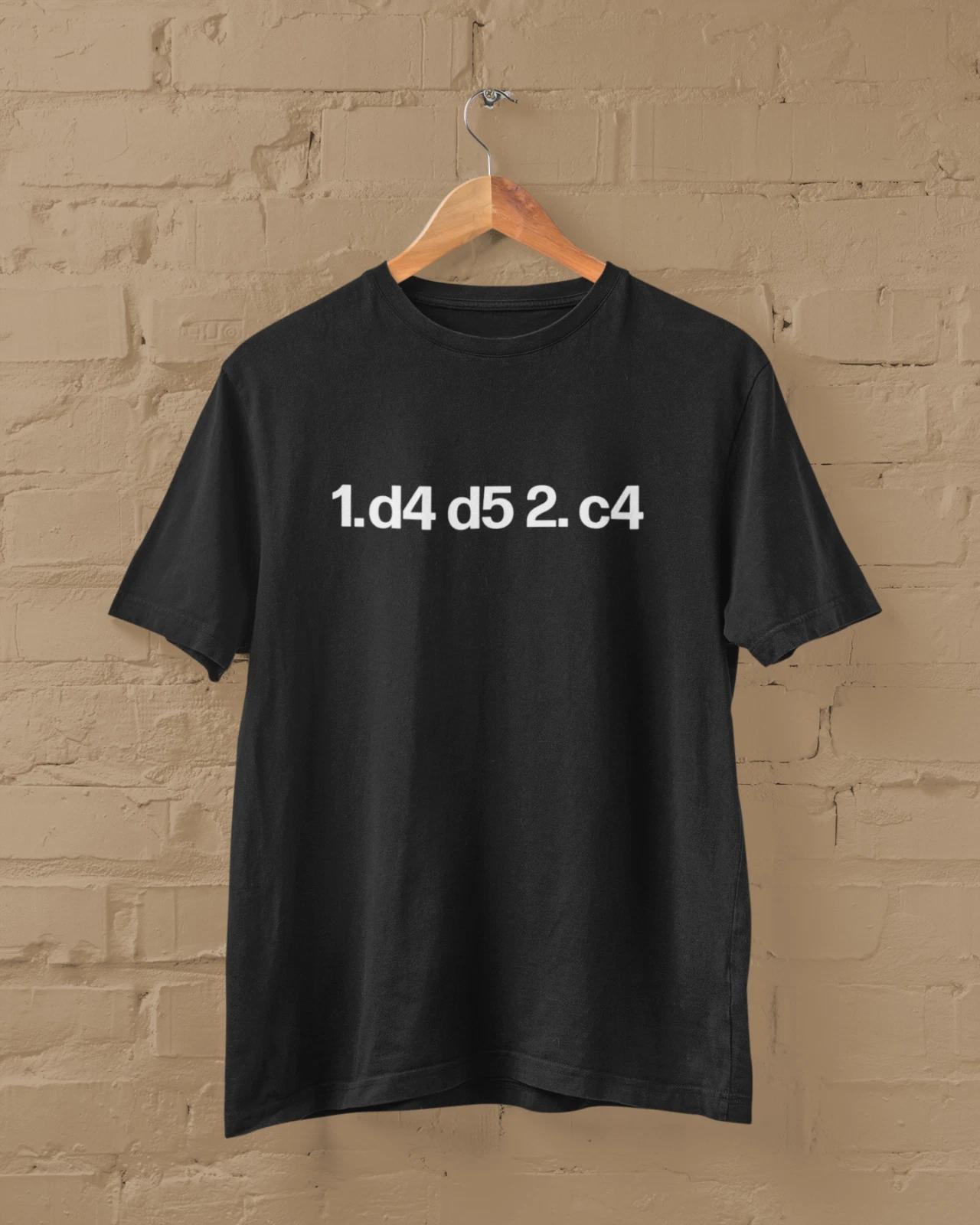 QUEENS GAMBIT (1.d4 d5 2.c4) T-Shirt (Chess Inspired Board Set Nerd Games Check 4XL