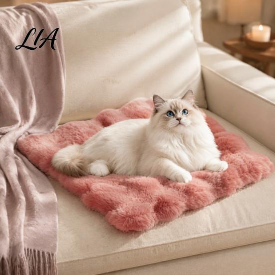 Cozy Pet Bed for Cats Faux Fur Mat, Soft Warm Cat Sleeping Pad with Non-slip Bottom, Supplies Pets Self-Warming Fuzzy Mat Dogs Cats, Machine Washable