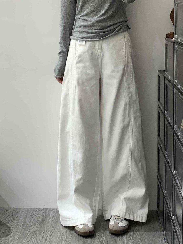 Women's White Wide-Leg High-Waisted Jeans - 2026 Spring/Summer Collection