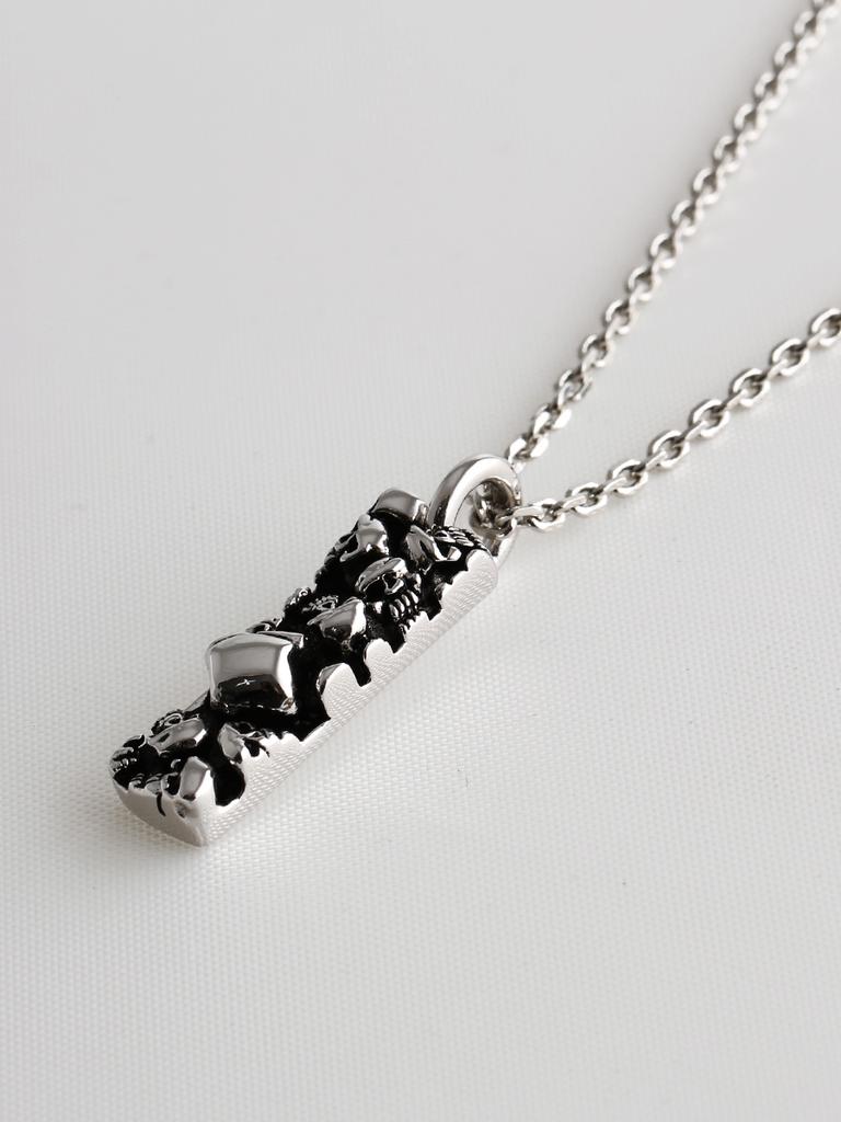 Shoveoff Svn-#128 Skull Bar Pendant Necklace